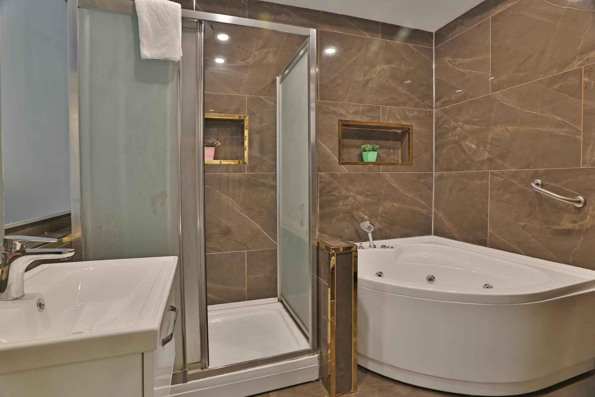 Park Dedeman Mardin Hotel ภายนอก รูปภาพ
